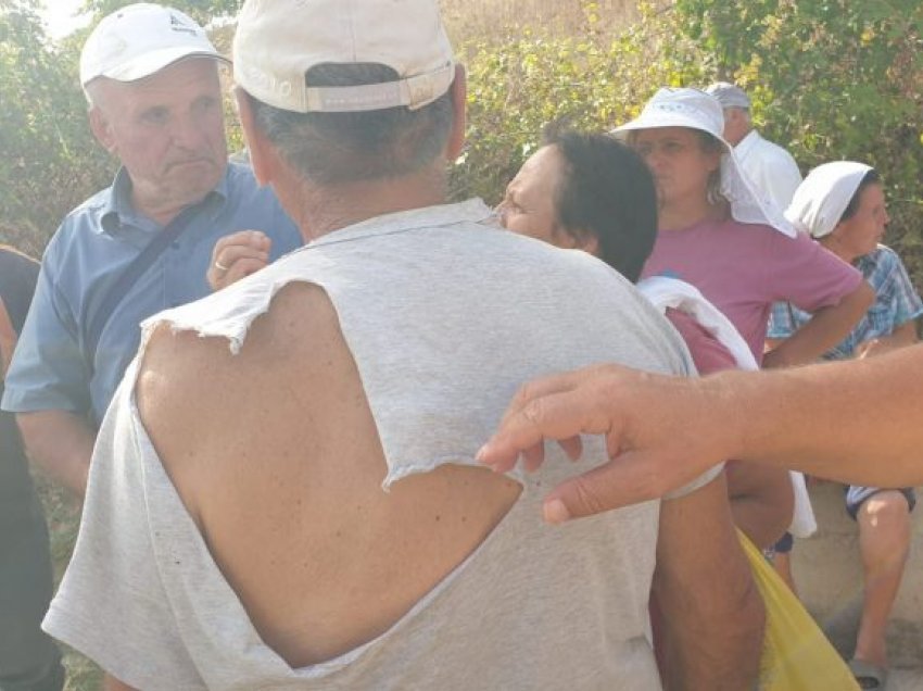 Pamjet/ Rikthehen përplasjet për burimin e Sinecit, policia dhunon e tërheq zvarrë protestuesit