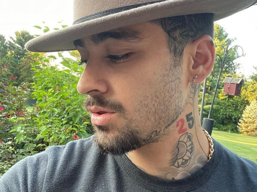 Zayn Malik me tatuazh edhe në fytyrë