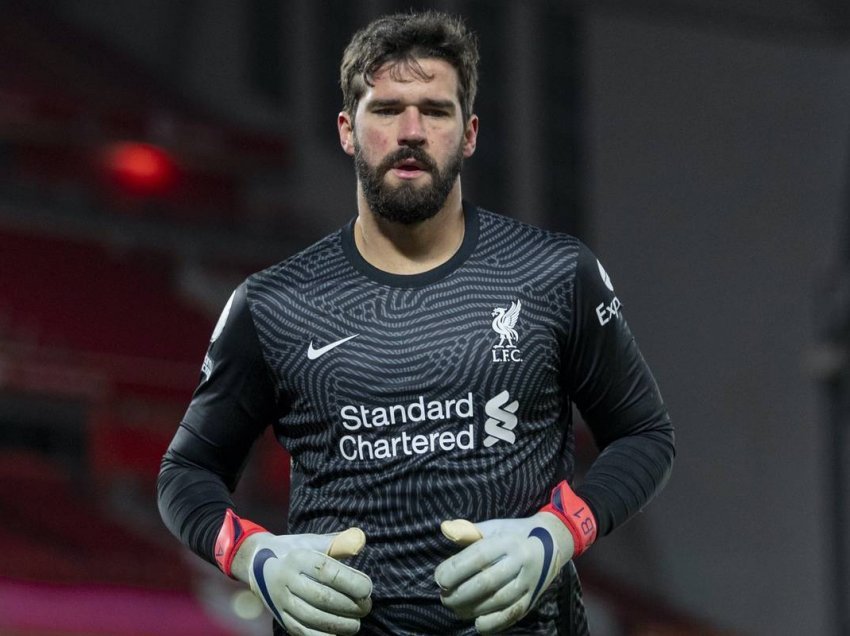 Becker vazhdon kontratën me Liverpool