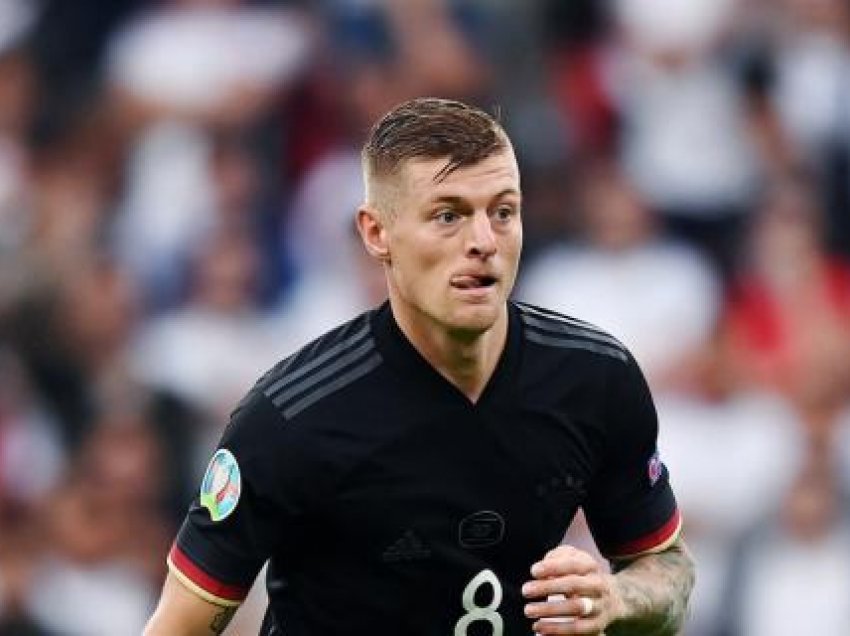 Kroos: Nuk duhet të harrojmë se po kompletojmë stadiumin