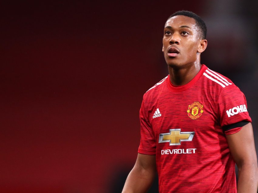 Martial nuk do të largohet nga Manchester United 