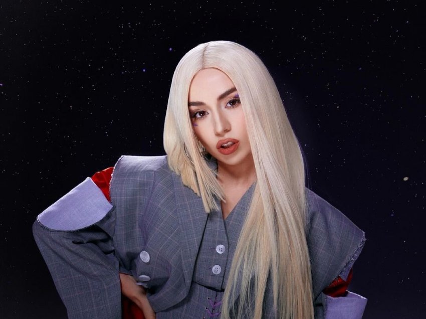 Ja çfarë pune bënte Ava Max para se të bëhej e famshme