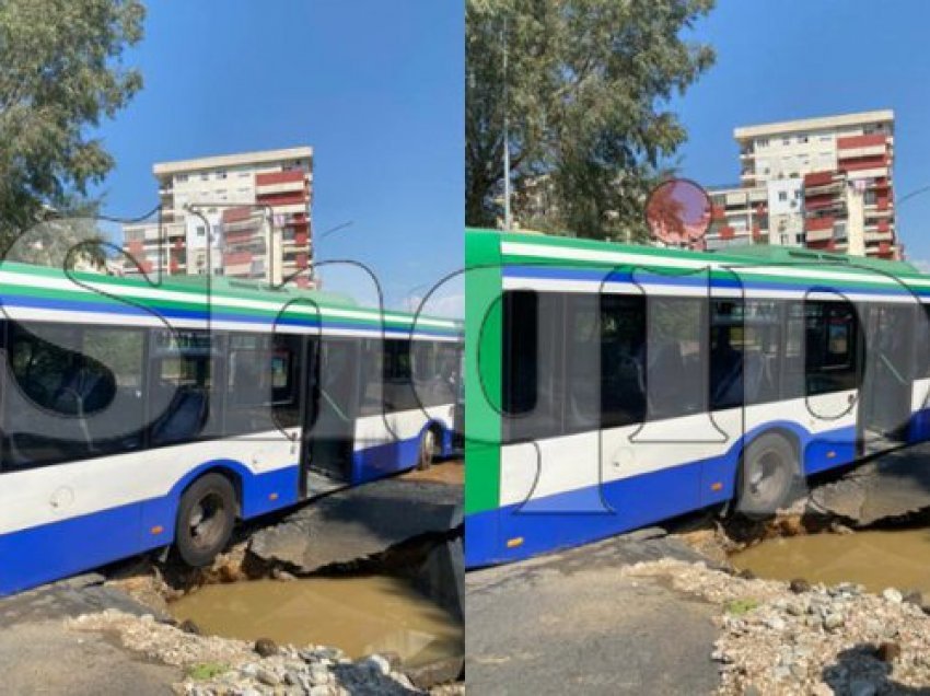 Shembet asfalti! Autobusi bie në gropë