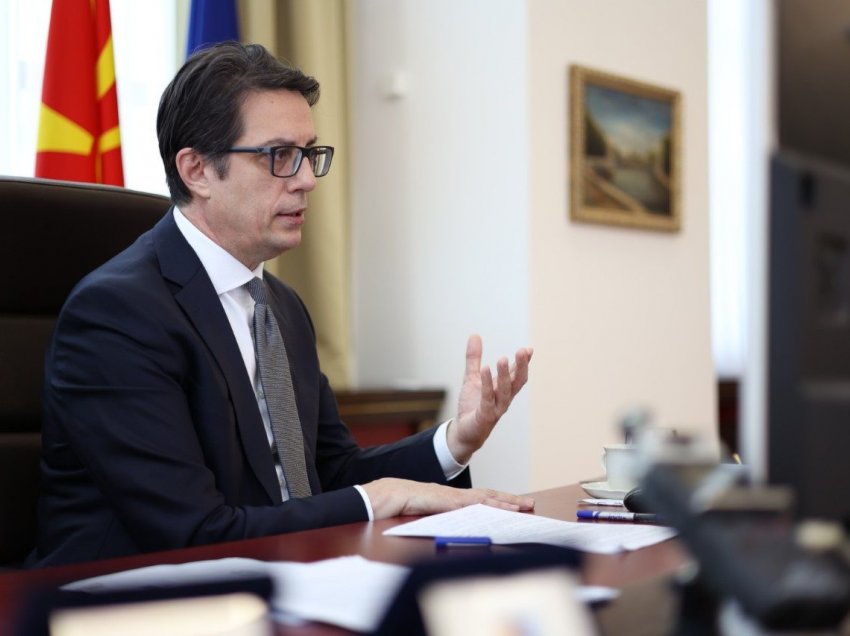 Pendarovski: Pa marrëveshjen e Ohrit, do të kishte shumë të vrarë dhe të plagosur