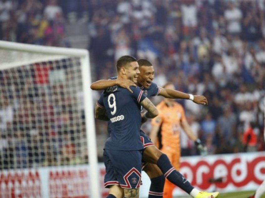 ​E vërshëllyen tifozët, Mbappe i “shpërblen” me gol