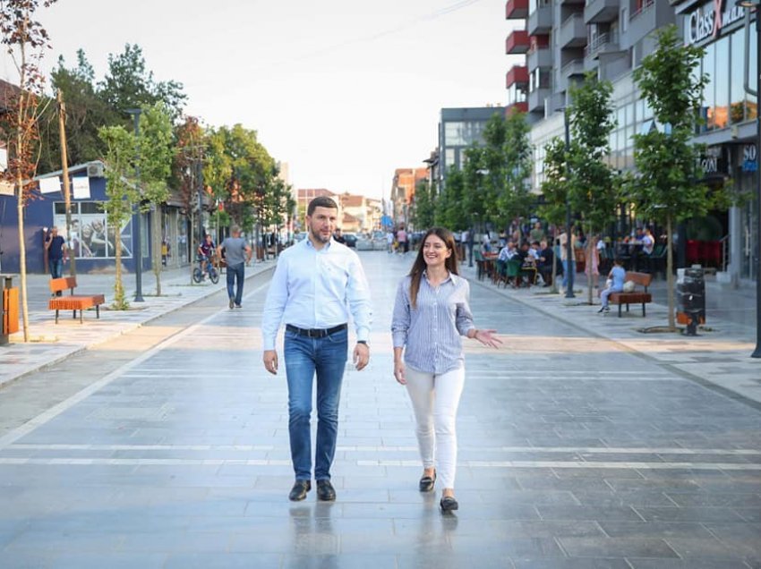 Floretë Zejnullahu, kandidate e PDK për kryetare të Podujevës