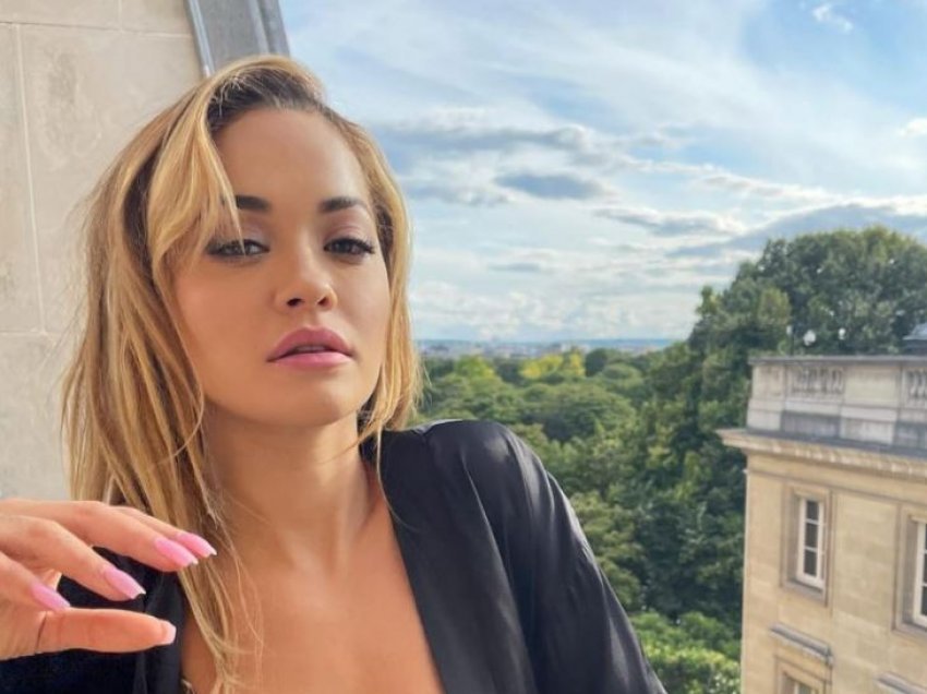 Për arsyen prekëse, Rita Ora shpërthen në lot 