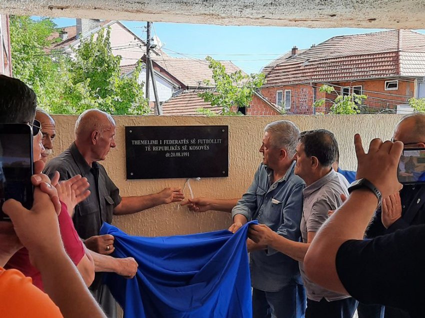 Me akademi solemne u shënua 30-vjetori i themelimit të Federatës së Futbollit të Kosovës 