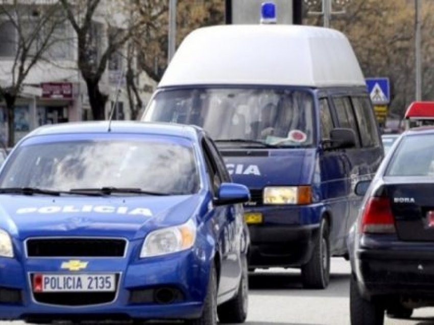 Dhunë e falsifikime, Policia aksion në Vlorë, në pranga 4 persona, përfshirë një turk