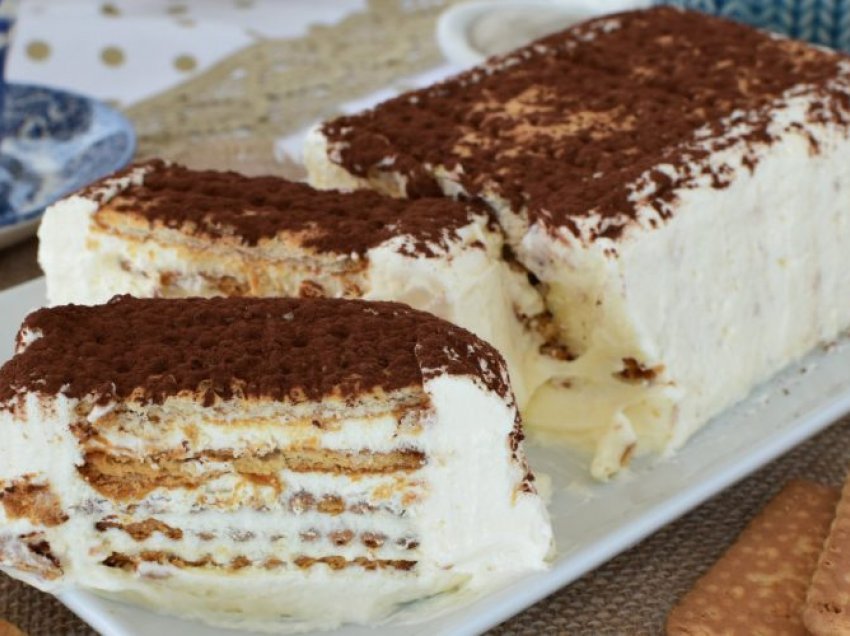 Tiramisu me akullore 