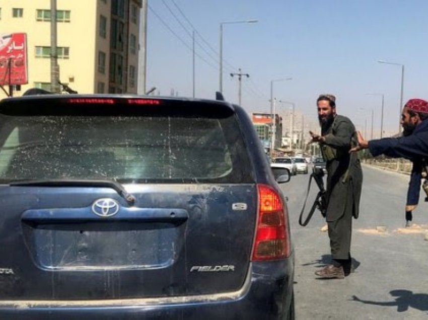 ​Në Panjshir, mijëra luftëtarë janë gati të luftojnë talibanët