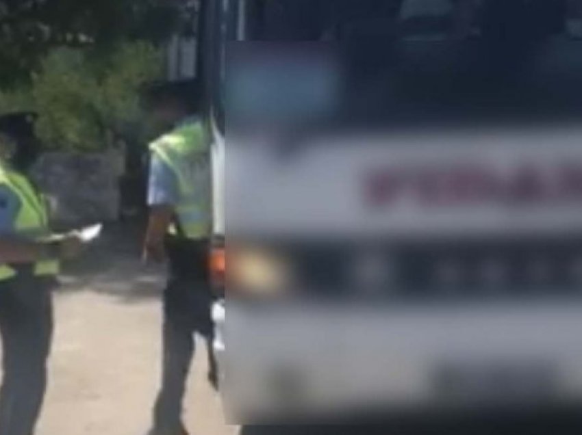 Në Gjakovë policia kontrollon autobusët nëse po respektojnë masat