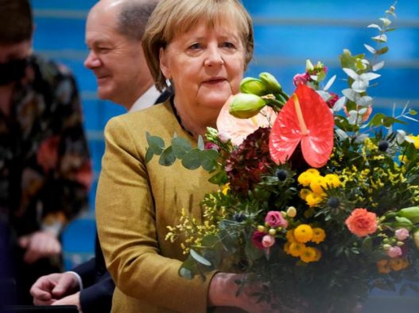 Angela Merkel largohet - po çfarë do të bëjë ajo në të ardhmen?