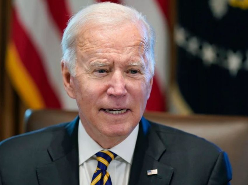 Biden paralajmëron Putinin që të mos pushtojë Ukrainën