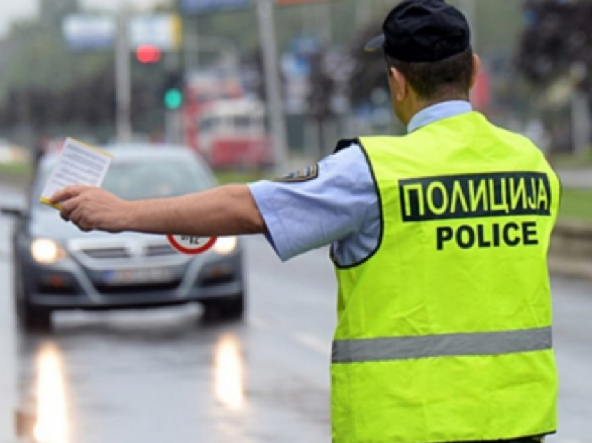 Gjobiten 132 vozitës në Shkup për shkak të shkeljes së rregullave në trafik