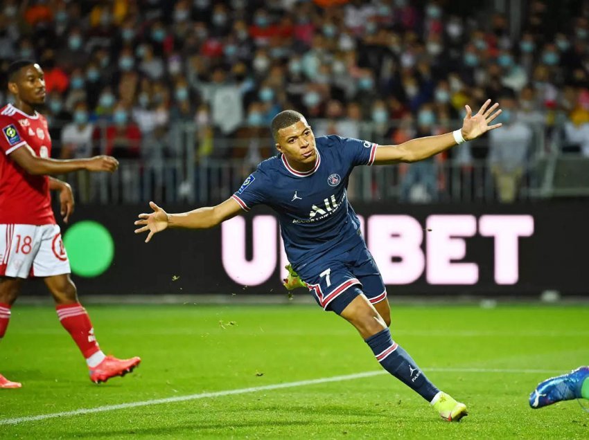 Mbappe lë gjithçka të hapur