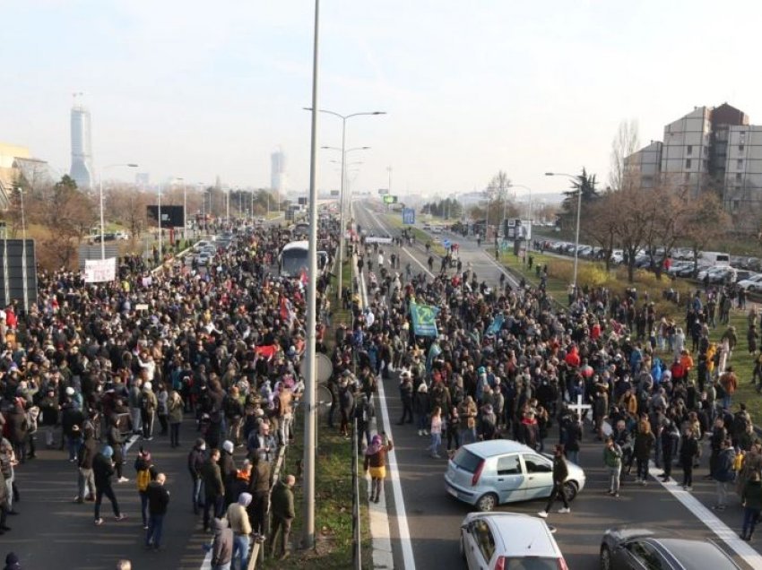 ‘Ligjet kundër mjedisit’ nxisin protesta të reja në mbarë Serbinë