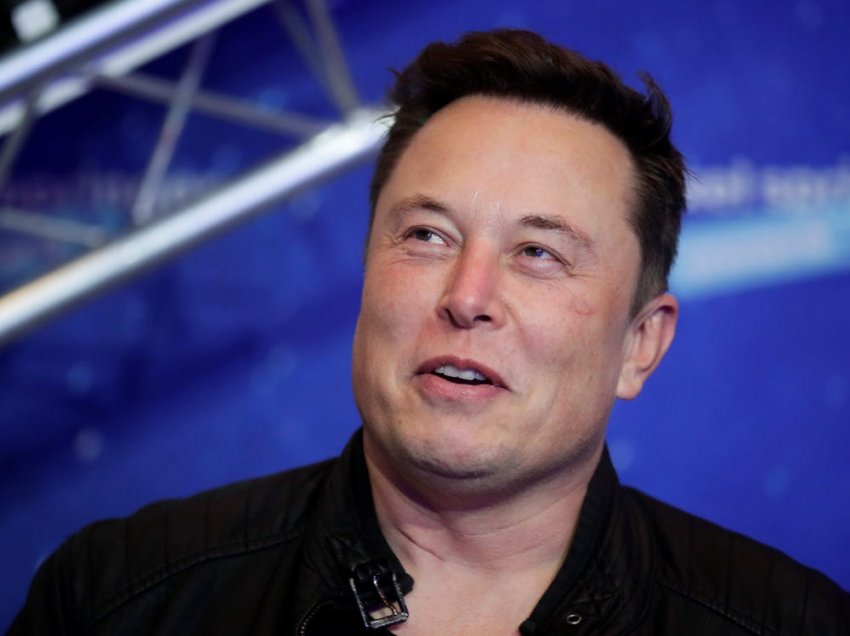 Elon Musk: Do të vendosim çipa në trurin e njerëzve