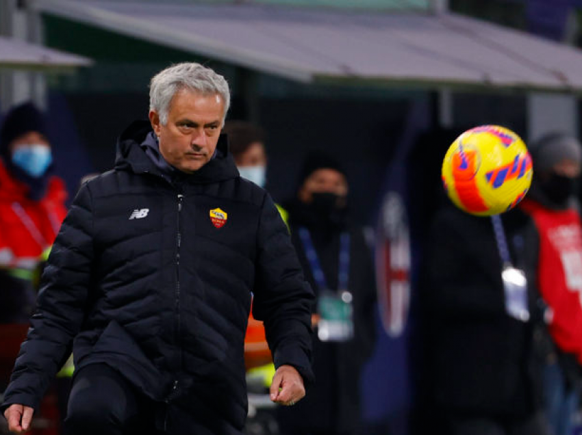 Mourinho bën një premtim për tifozin e Romës që pësoi sulm në zemër