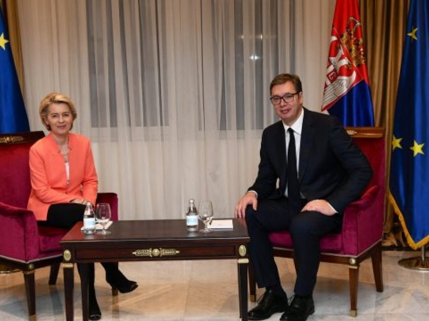 Aleksandër Vuçiq falënderon Ursula von der Leyen