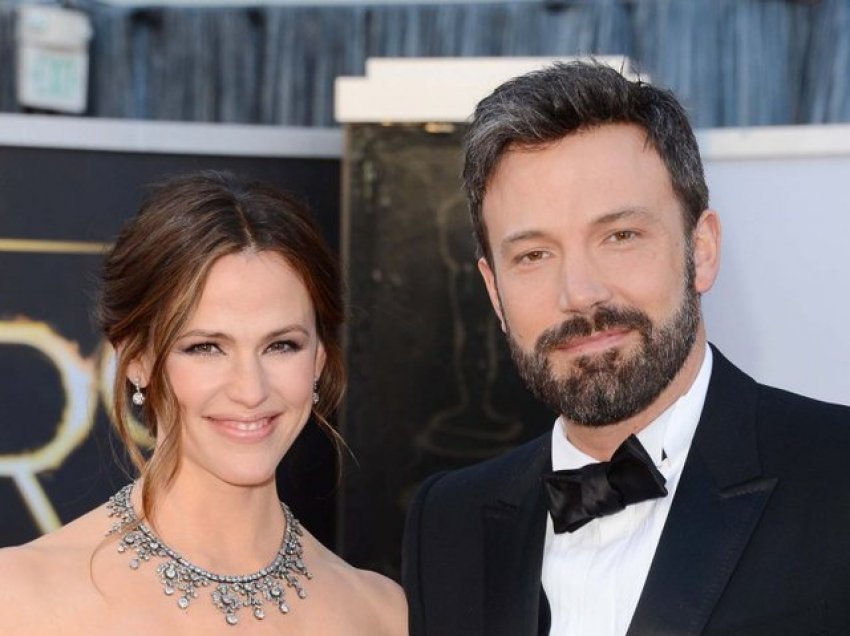 Ben Affleck flet për martesën e vështirë me Jennifer Garner: Ndoshta do të isha duke pirë akoma