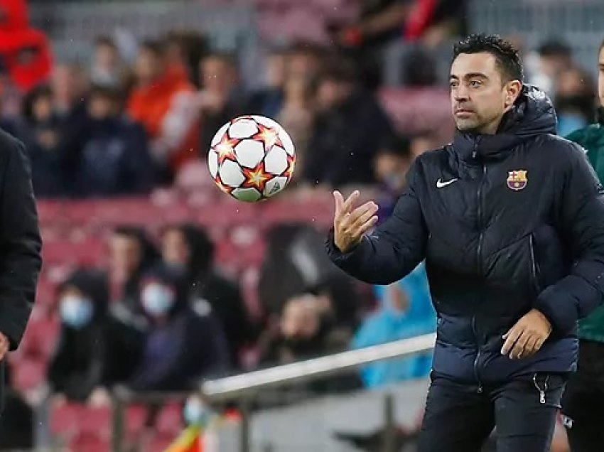 Xavi merr përforcimin e parë 