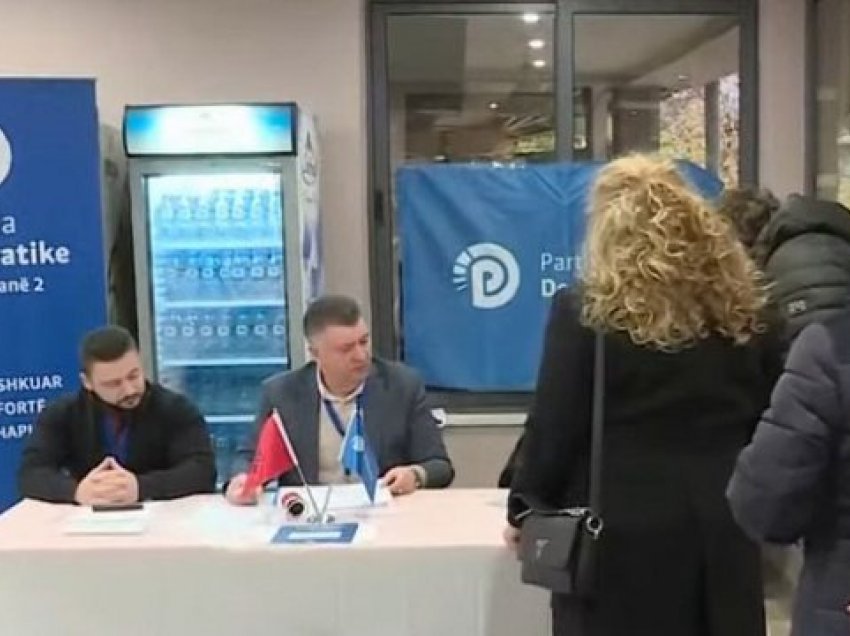 “Boll hëngre...”/ Demokrati i lë “mesazh” Bashës në fletën për shkarkimin e tij