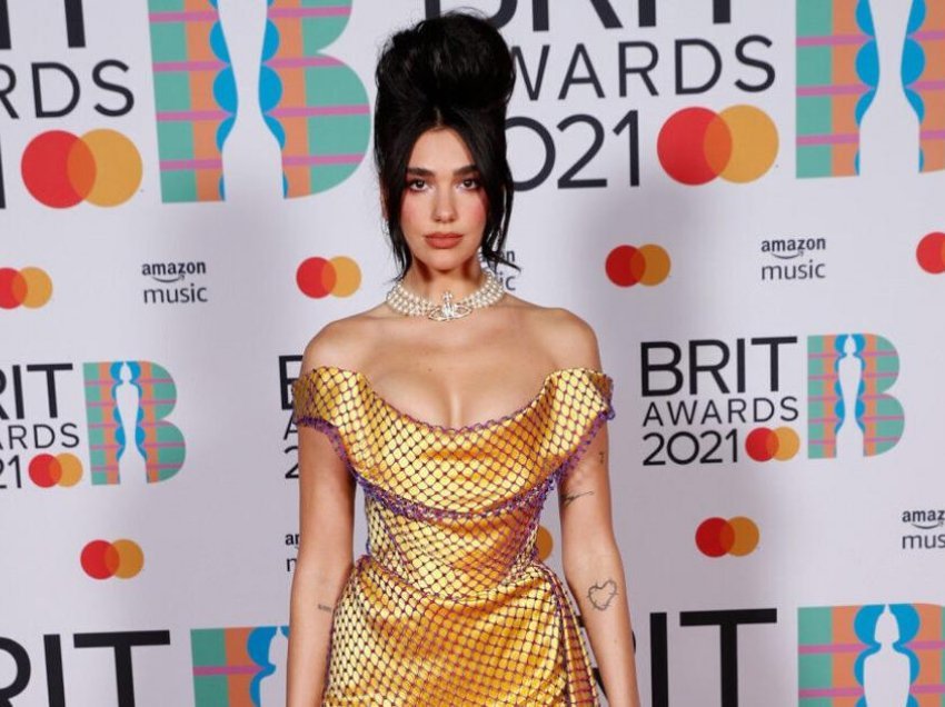 Dua Lipa nominohet në dy kategori të çmimeve në “Brit Awards”