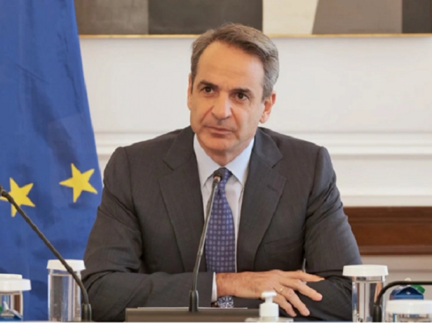 Një nga seancat me debatin më të ashpër/ Mitsotakis njofton masat e reja financiare