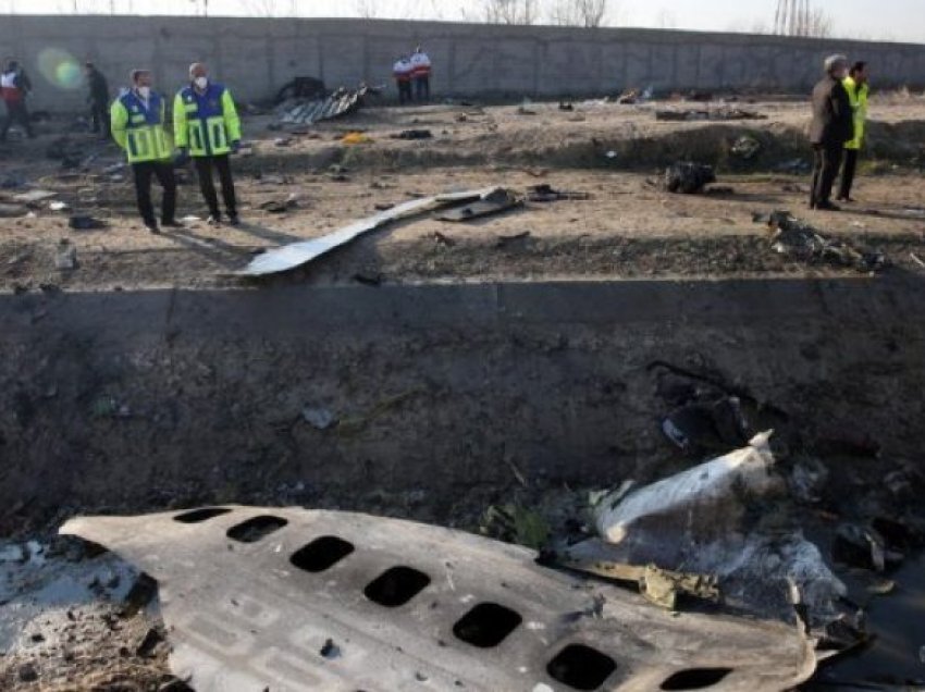 Rrëzohet aeroplani, të paktën tre të vdekur në Kongo