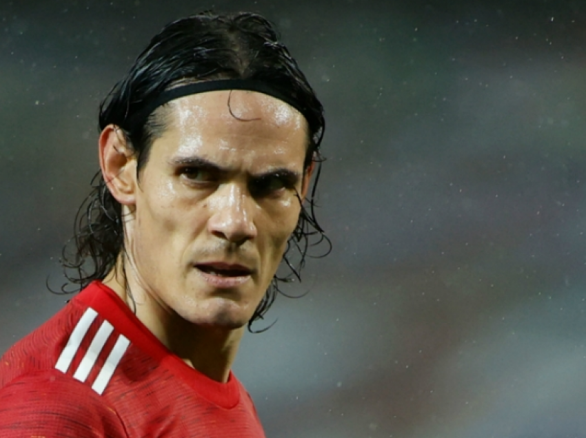 Cavani është i pakënaqur në Manchester United