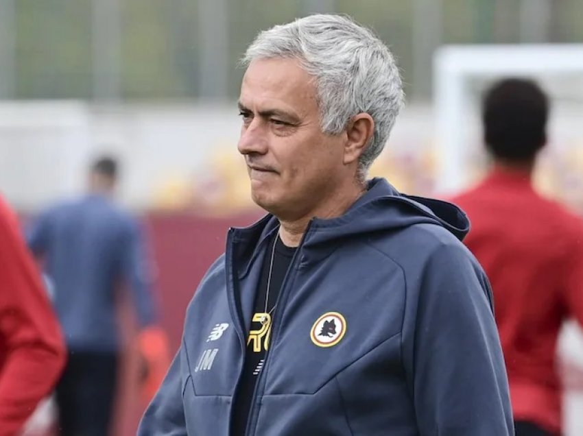 Karsdorp: Mourinho më ka përmirësuar