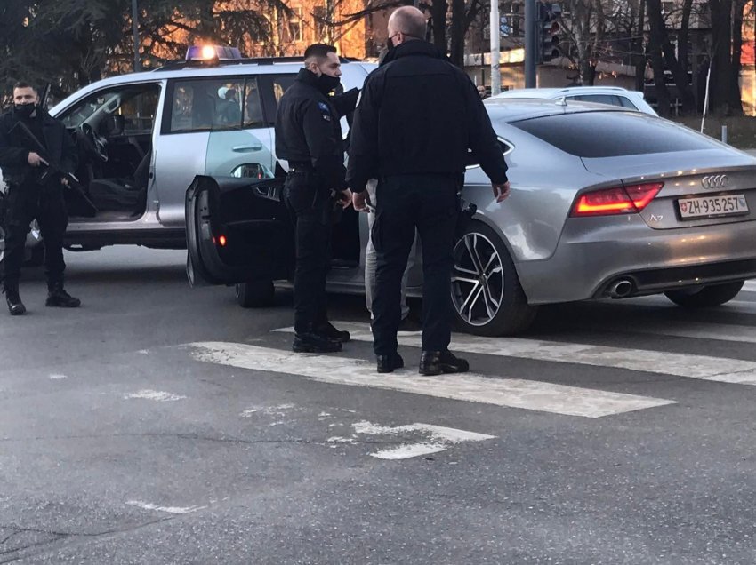 Policia jep detaje nga përleshja me armë në Prishtinë, ja çka u gjet në veturën me targa të Zvicrës