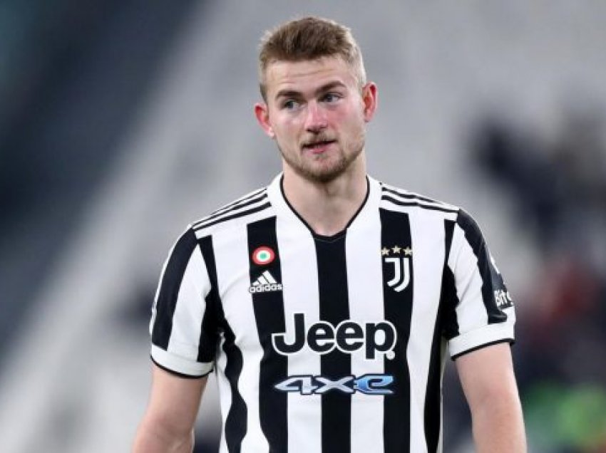 Matthijs de Ligt vazhdon të jetë objektiv i Barcelonës