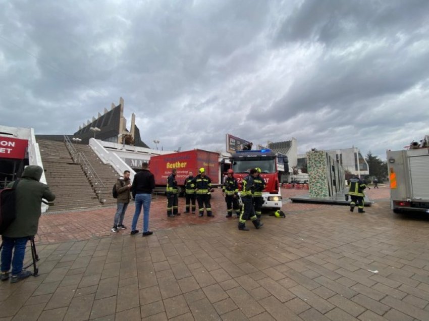 Shuhet zjarri te Pallati i Rinisë, nuk ka të lënduar