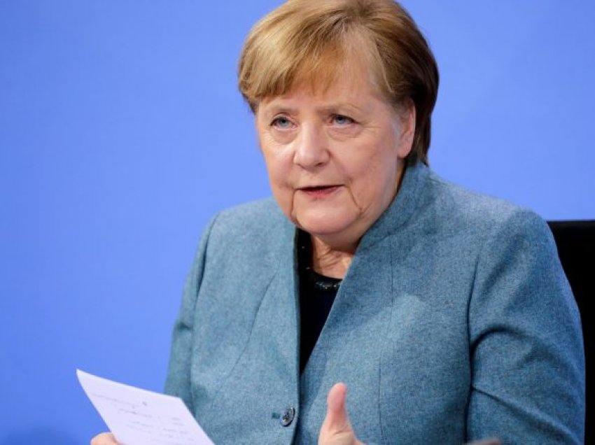 Merkel: Të gjithë gjermanëve do t’iu ofrohet një vaksinë kundër coronavirusit deri më 21 shtator