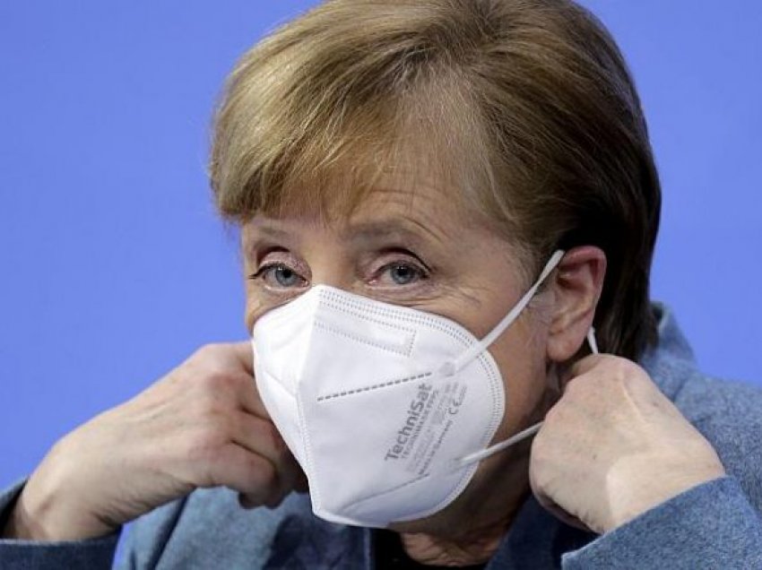 Merkel e gatshme të vaksinohet me AstraZeneca