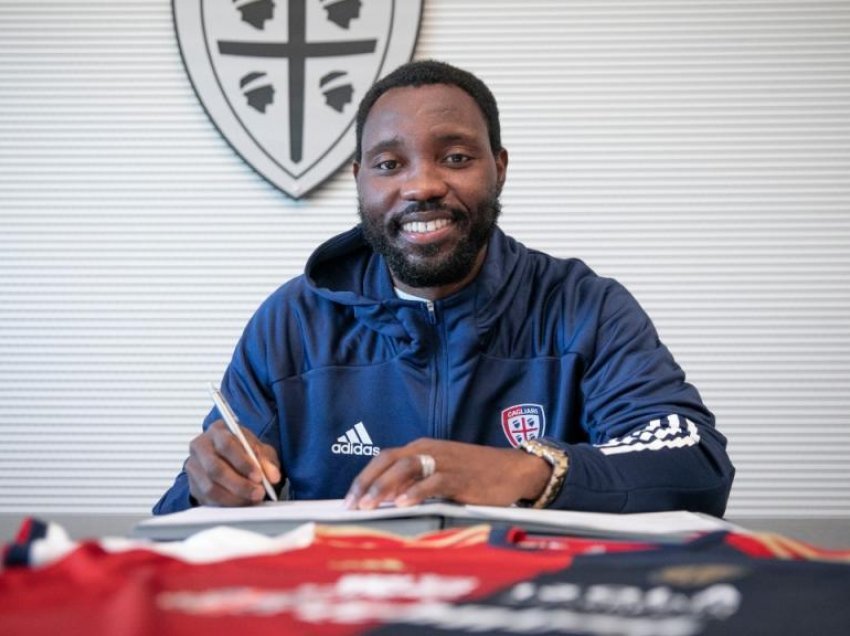 Asamoah zyrtarizohet te Cagliari