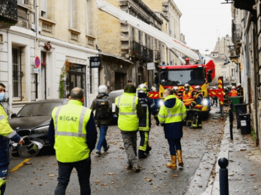 Një e vdekur e 10 të lënduar nga një shpërthim në Francë