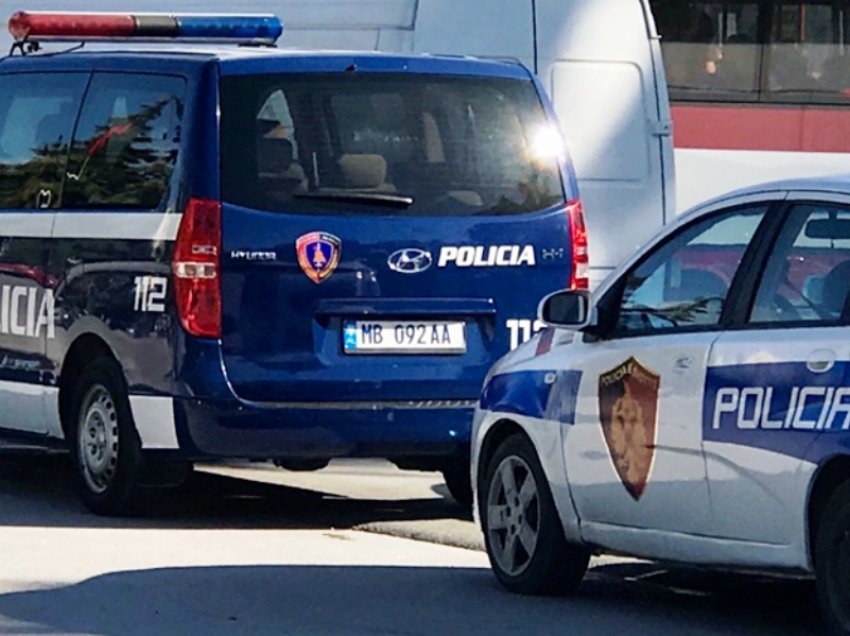 Policia aksion në Tiranë, arrestohen katër persona, njëri prej tyre i shpallur në kërkim