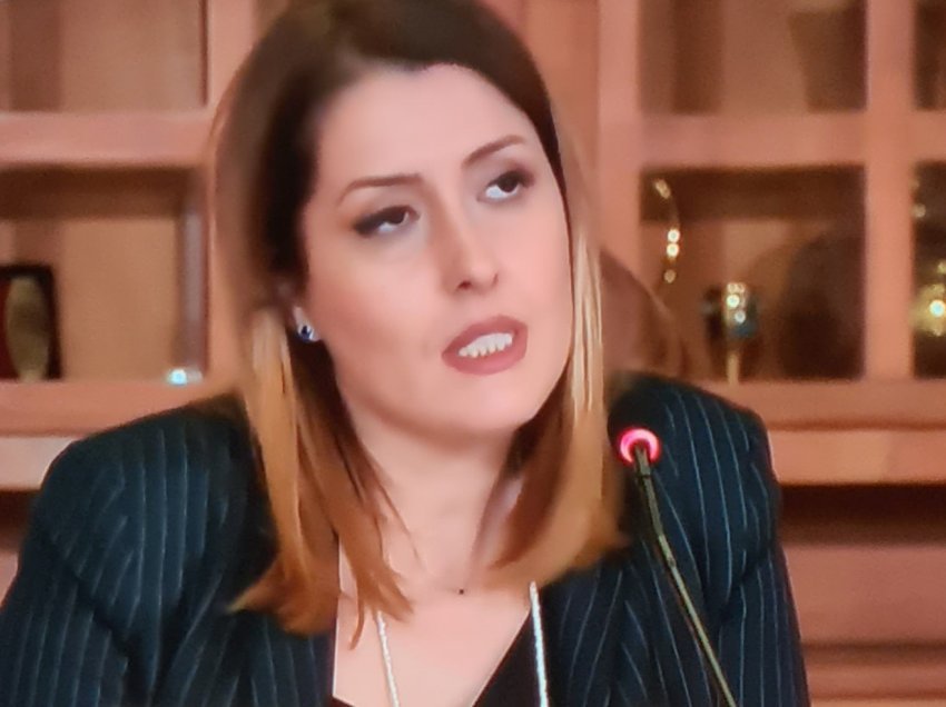 Qeveria lëshon alarmin: Variantet e reja të Covidit po bëjnë kërdinë në Shqipëri, edhe boom riinfektimesh