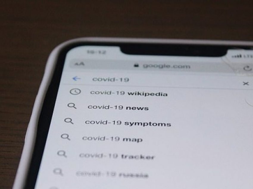 Kërkimet në internet mund të parashikojnë “kulmet” e rasteve me COVID-19 deri në 17 ditë para se të ndodhin – zbulon një studim