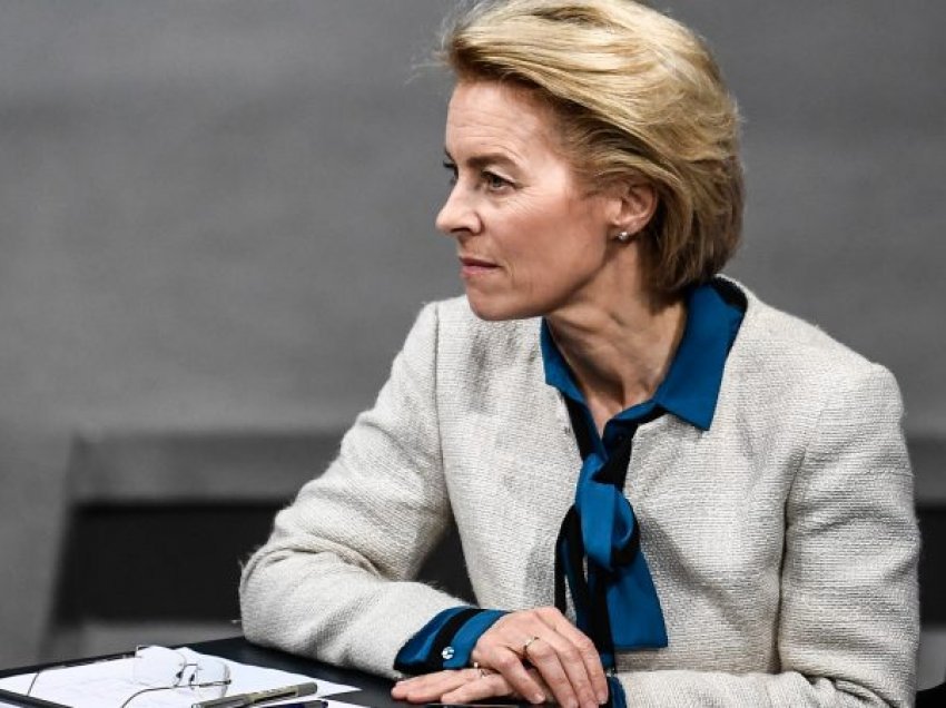 Von der Leyen e BE-së pranon mangësitë në shpërndarjen e vaksinave