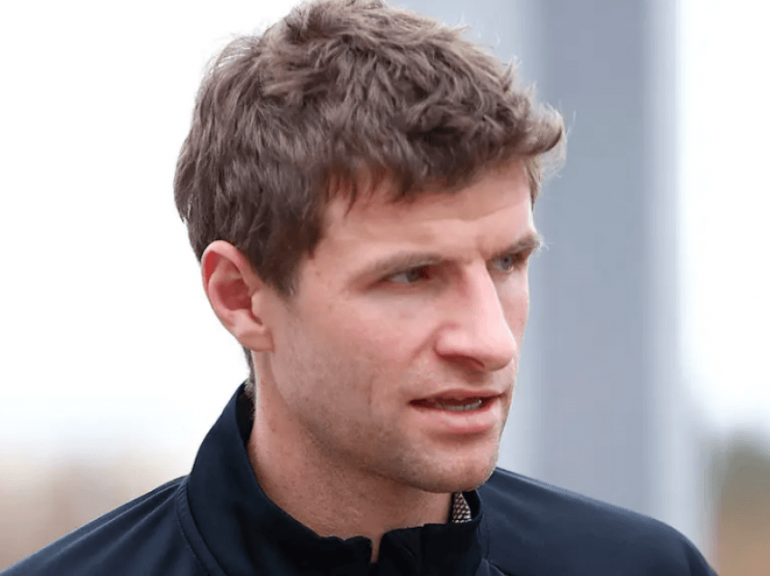 Thomas Muller pozitiv me COVID-19