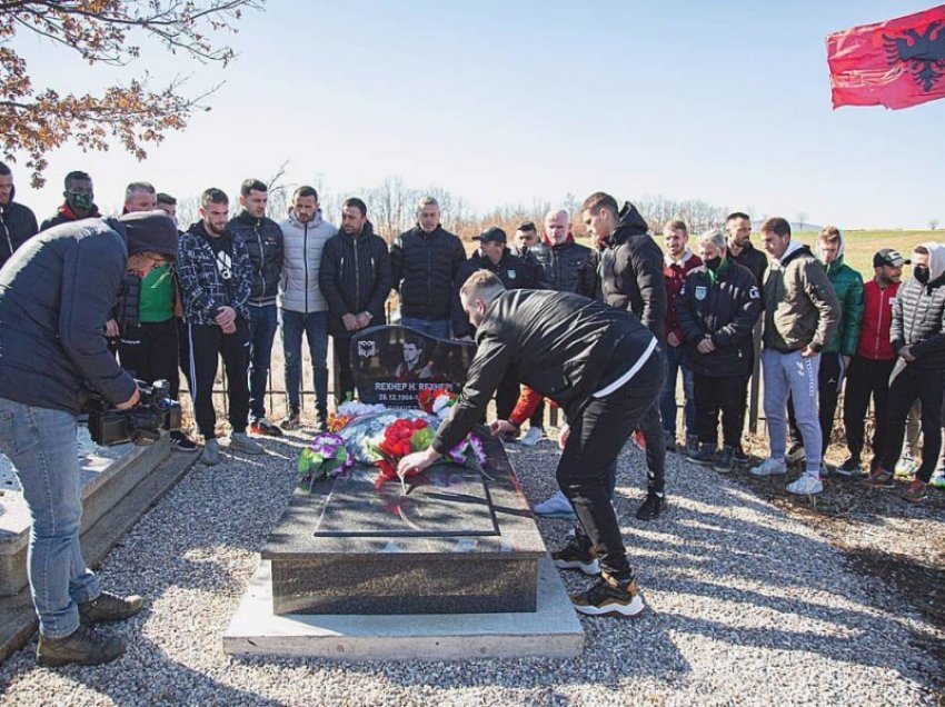 Feronikeli nderoi kapitenin Rexhep Rexhepi, i cili ra heroikishit për liri