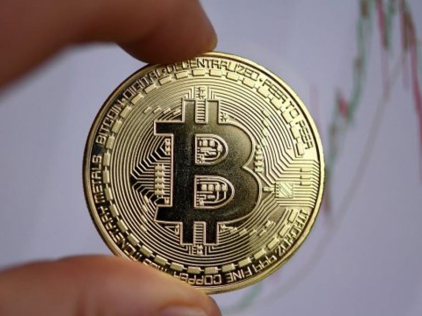 Bitcoin thyen edhe një rekord botëror, do t’i gëzojë përdoruesit