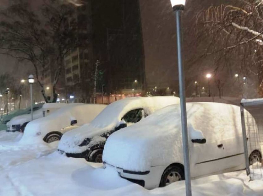 Temperatura të acarta! Qarqet që nesër do të zgjohen me 50 cm dëborë