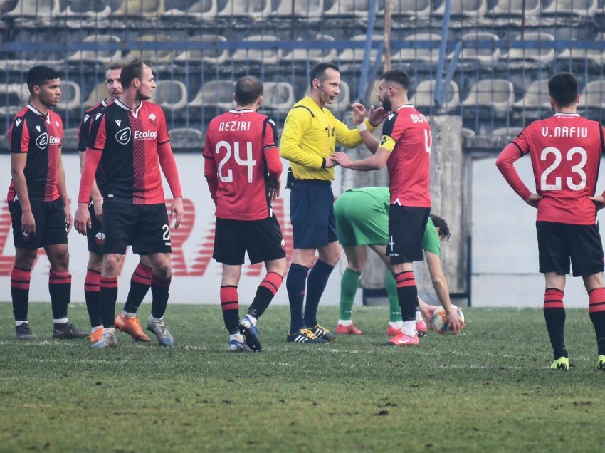 Jo vetëm Shqipëria, një tjetër kampionat pezullohet