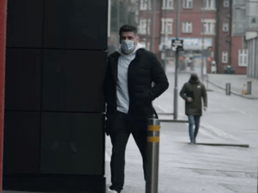 Shqiptari arrin në 'Wembley', testohet për COVID-19 para përballjes me boksierin britanik