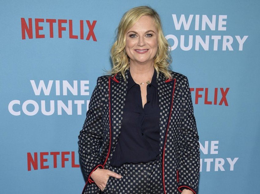 Amy Poehler protagoniste dhe regjisore e filmit “Moxie”